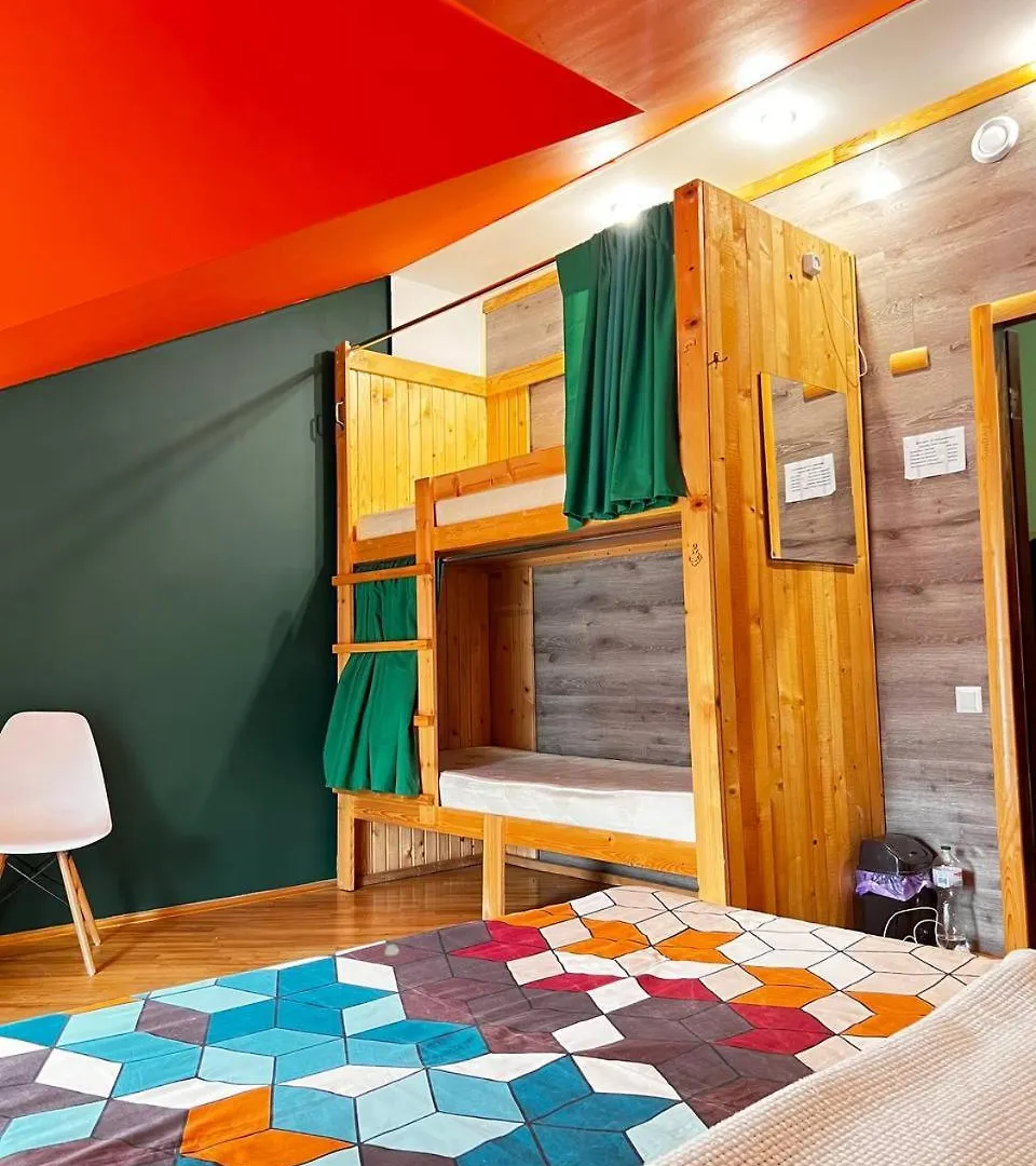 Sunday Mini Hostel Lviv Ucrânia